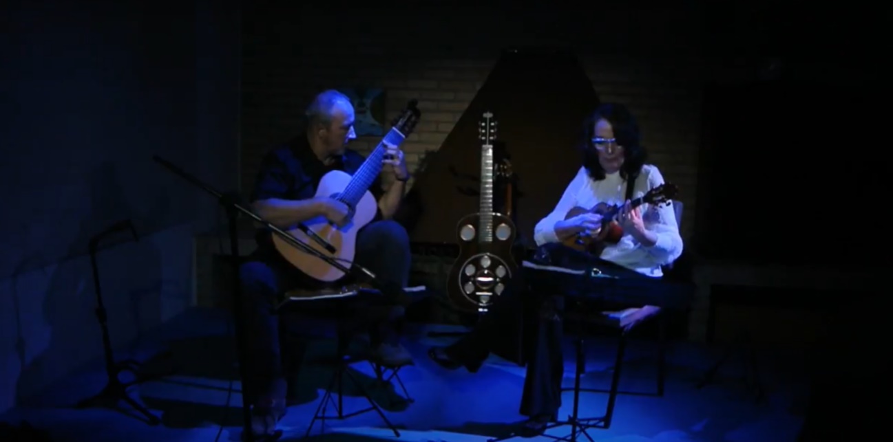 Foto: Carlos Alexandre Wuensche e Tô Mendes interpretam a música “Jorge do Fusa”, neste vídeo disponível no youtube