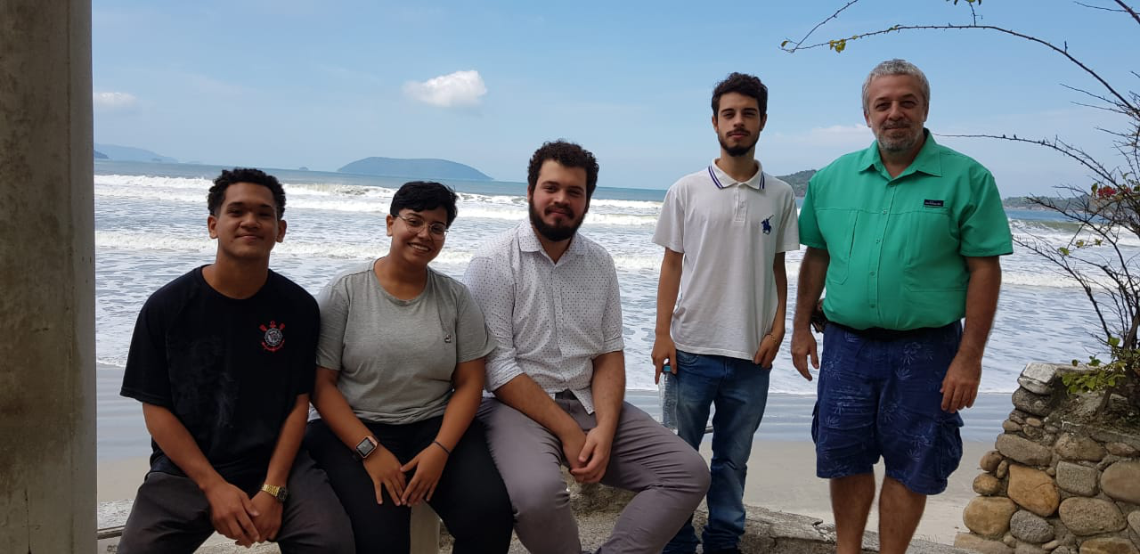Foto: André, Nicoli, Vinicius Amaral e Vinicius Carvalho na praia de Maranduba